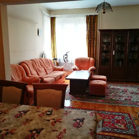 Spacious Central 2 Bedroom Flat In * Sofia