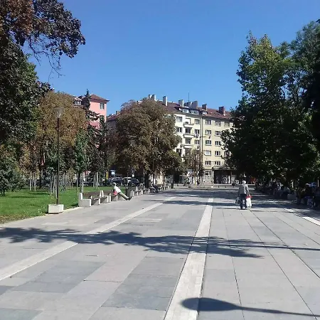 Apartment Spacious Central 2 Bedroom Flat In *